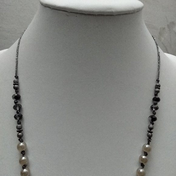 Beaded Long Necklace with Quartz Focal Pendant 36.5 inches + Pendant 2.5 Inches - Picture 5 of 6